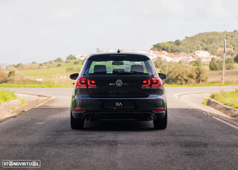 VW Golf 2.0 GTI DSG - 5