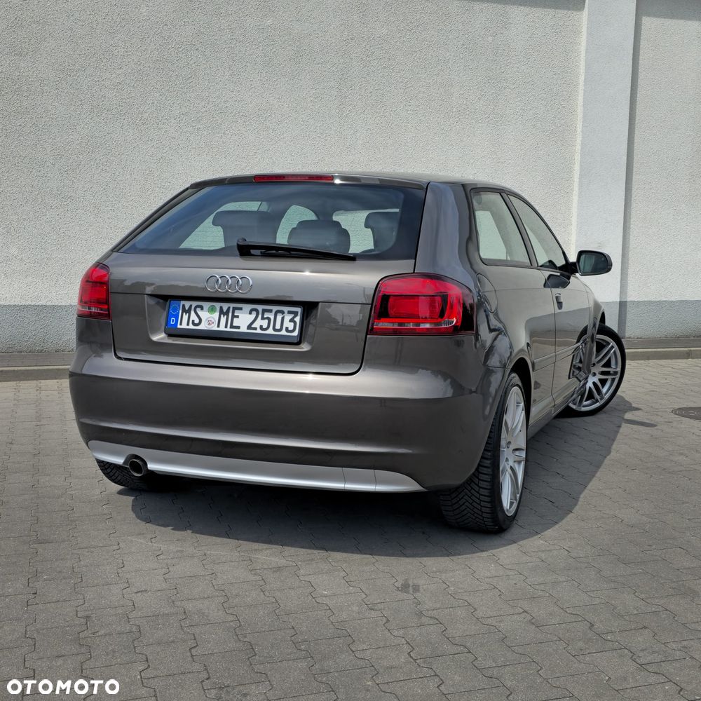 Audi A3 3-drzwiowe 1.6 TDI S line Sportpaket - 17