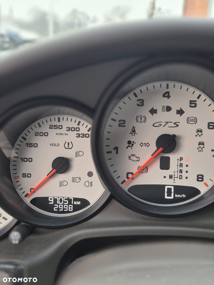 Porsche Panamera GTS PDK - 28