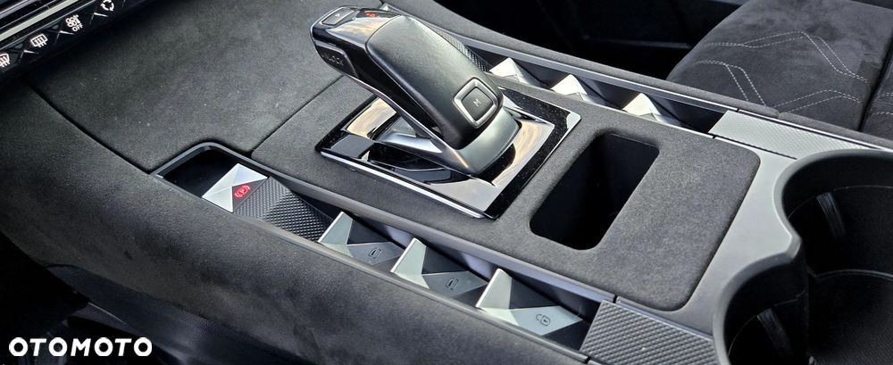 DS Automobiles DS 7 Crossback - 32