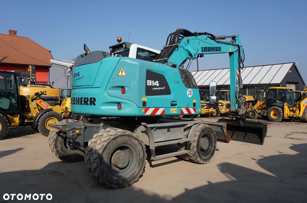 Liebherr A 914 - 4