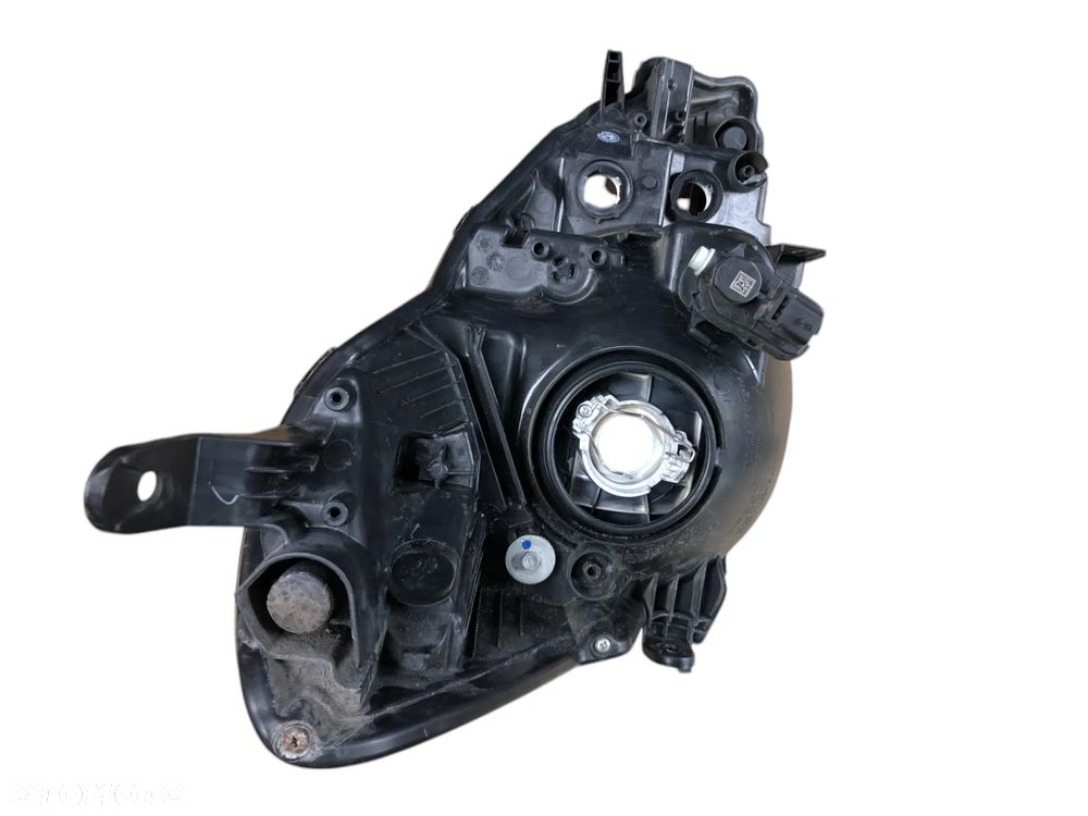 Lampa Lewy Przód Toyota Yaris III Lift (2011 – 2020) -Gwarancja Wysyłka Montaż - 9