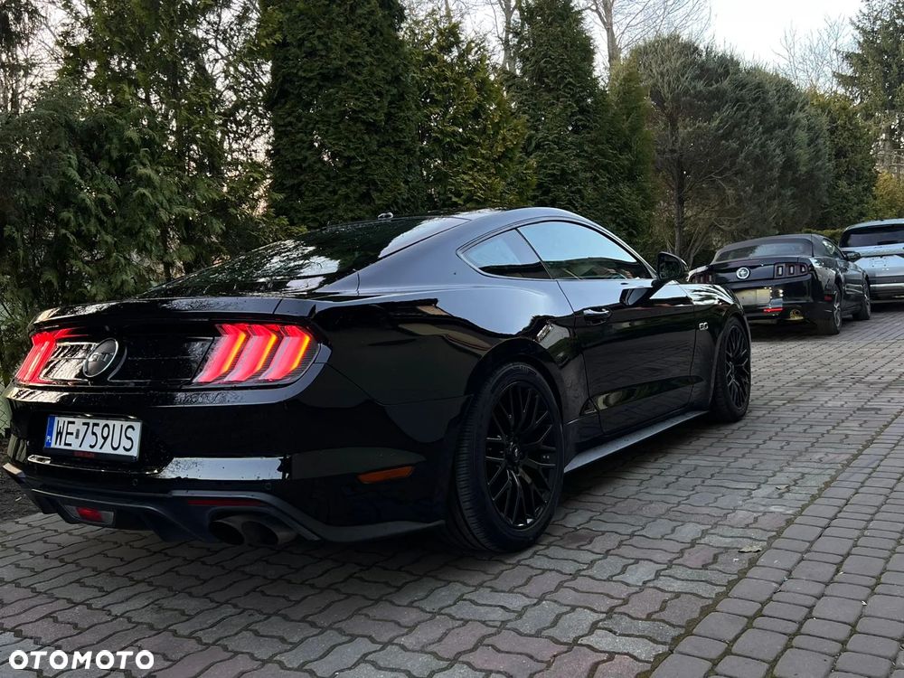 Ford Mustang - 12