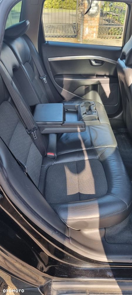 Volvo V70 2.4D Summum - 10