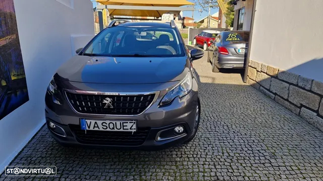 Peugeot 2008 1.5 BlueHDi Signature - 2