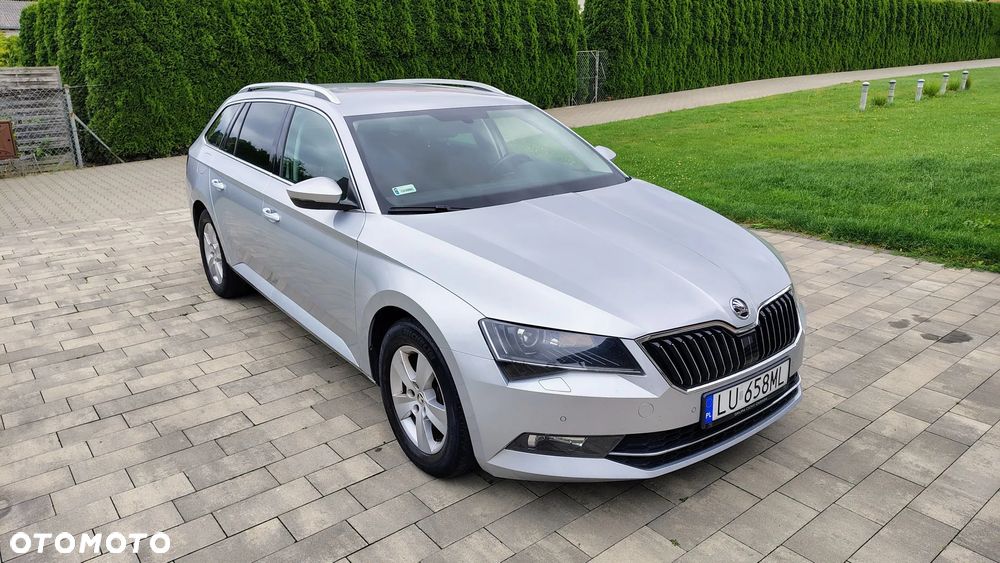 Skoda Superb 2.0 TDI 4x4 Ambition DSG - 17