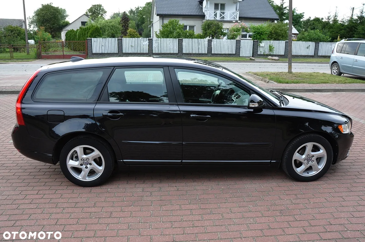 Volvo V50 2.0 Momentum Euro5 - 3
