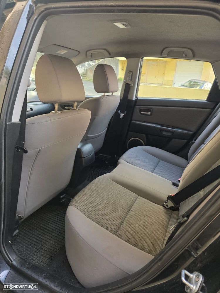 Mazda 3 Hatchback MZ-CD 1.6 Exclusive - 8