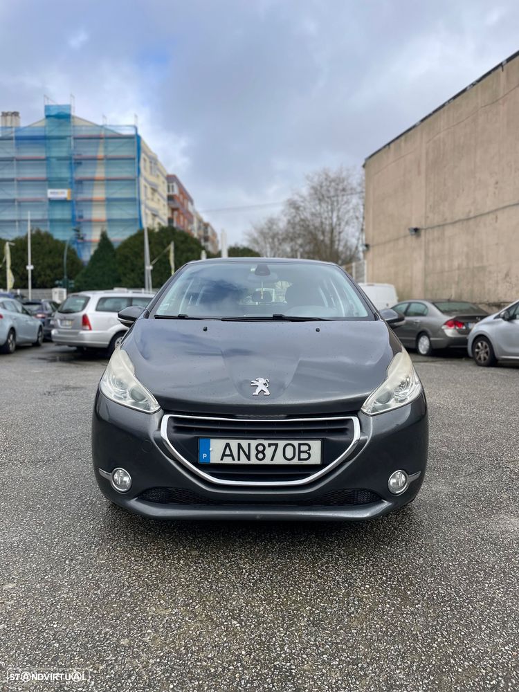 Peugeot 208 1.6 e-HDi Allure - 6