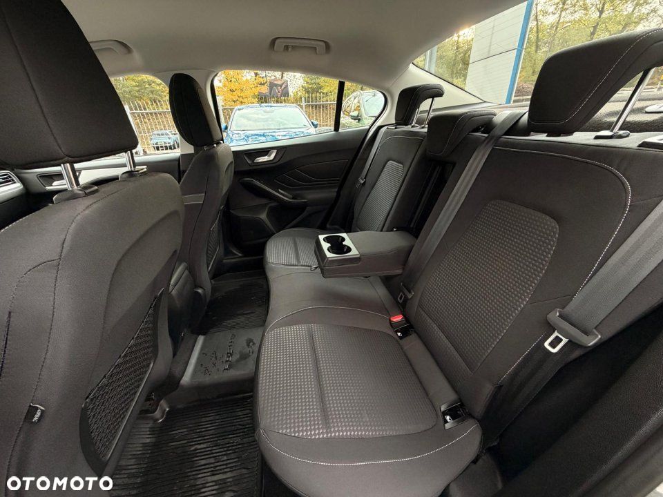 Ford Focus - 19