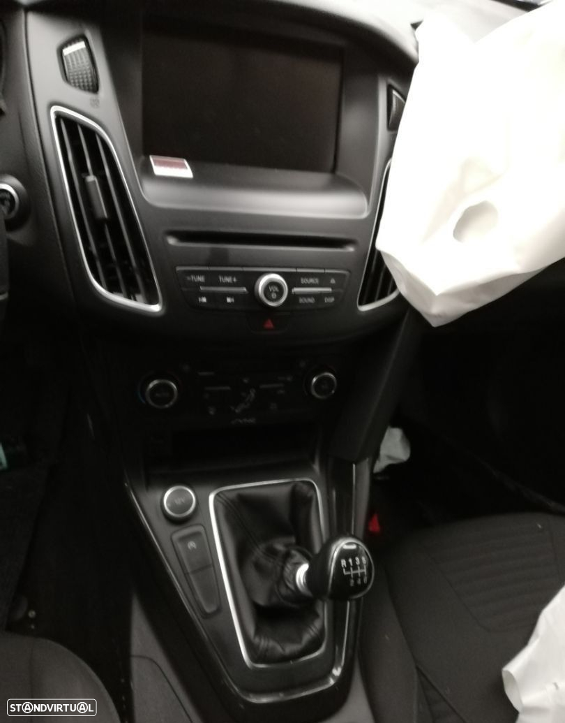 Peças Ford Focus SW  2015 - 6