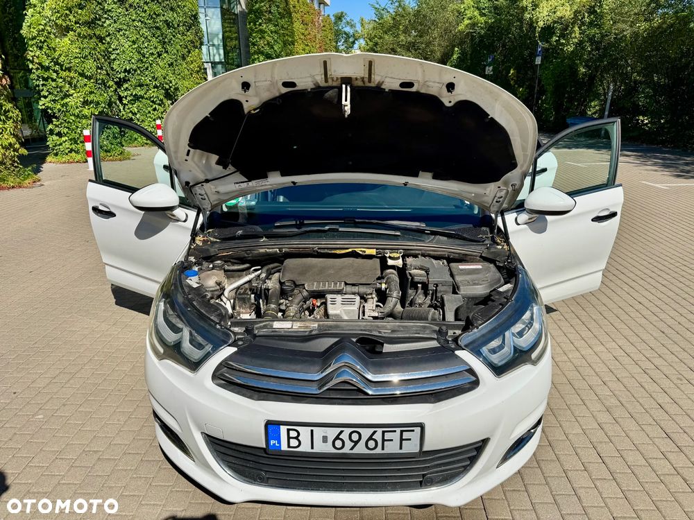 Citroën C4 PureTech 130 Stop&Start SHINE - 15