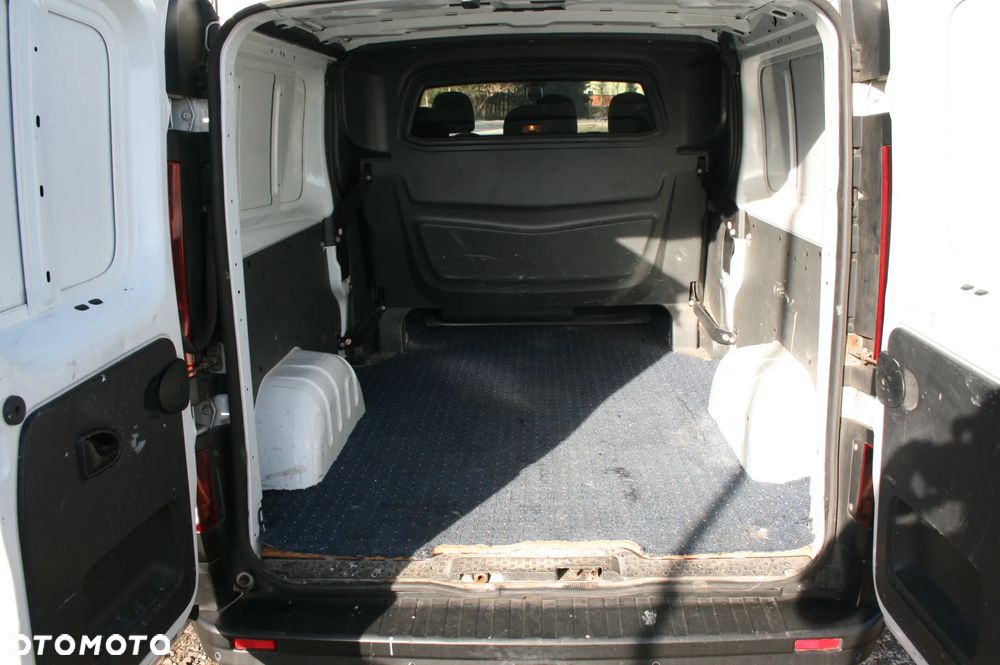 Renault TRAFIC - 29