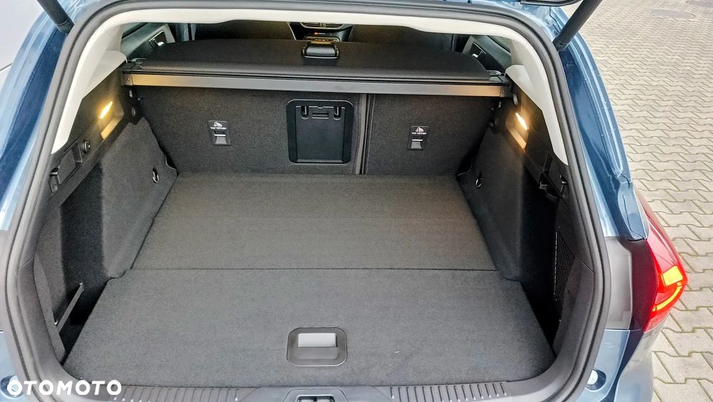 Ford Focus 1.0 EcoBoost mHEV Active X - 31