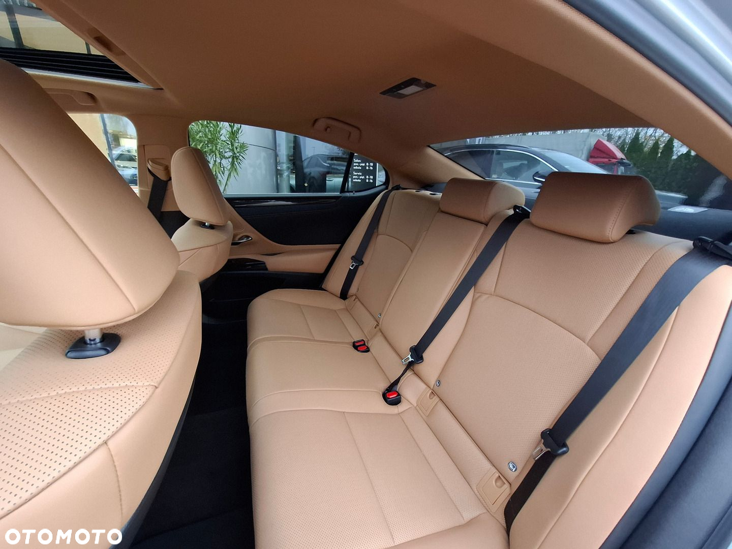 Lexus ES - 16