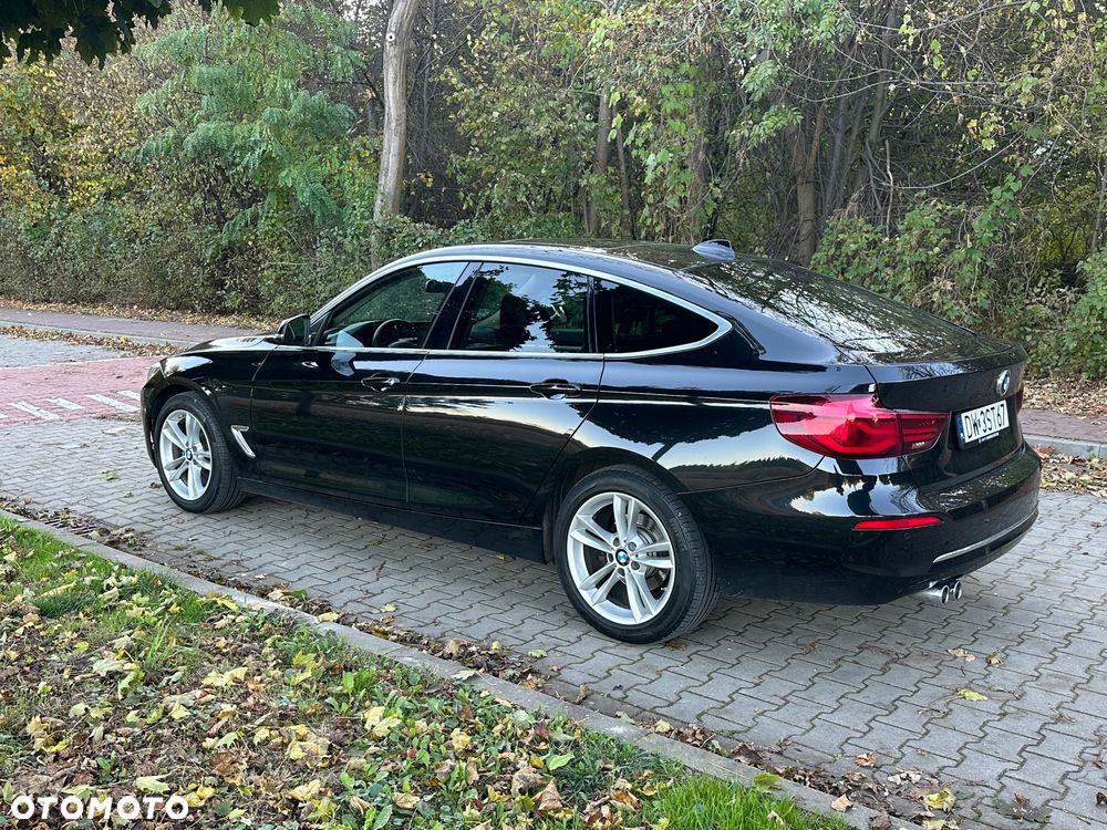 BMW 3GT 320d Luxury Line - 8