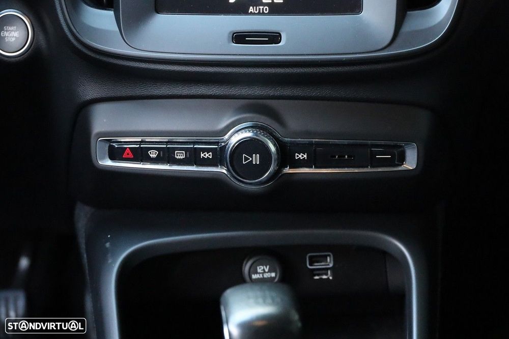 Volvo XC 40 1.5 T2 Essential - 21