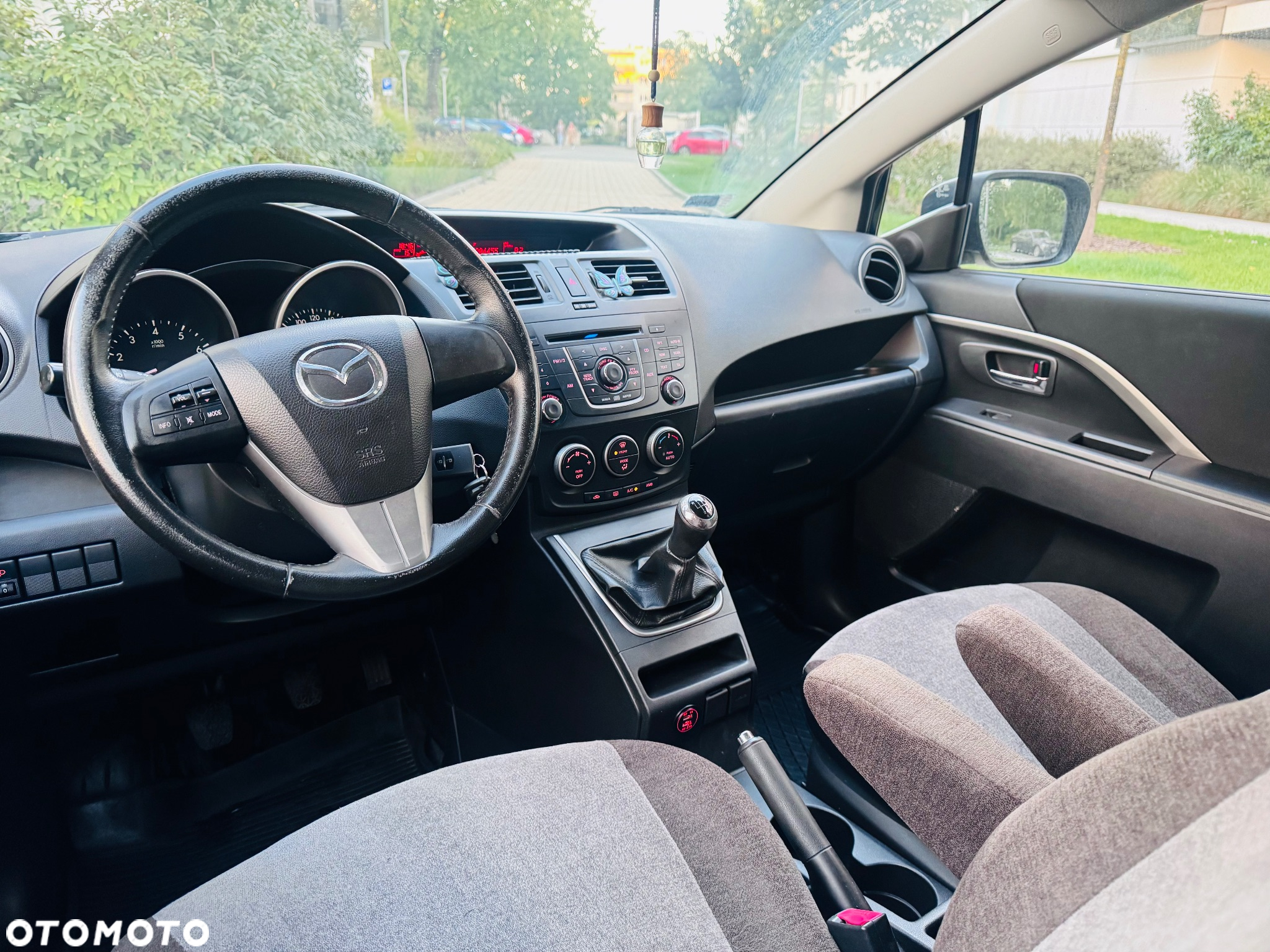 Mazda 5 - 20