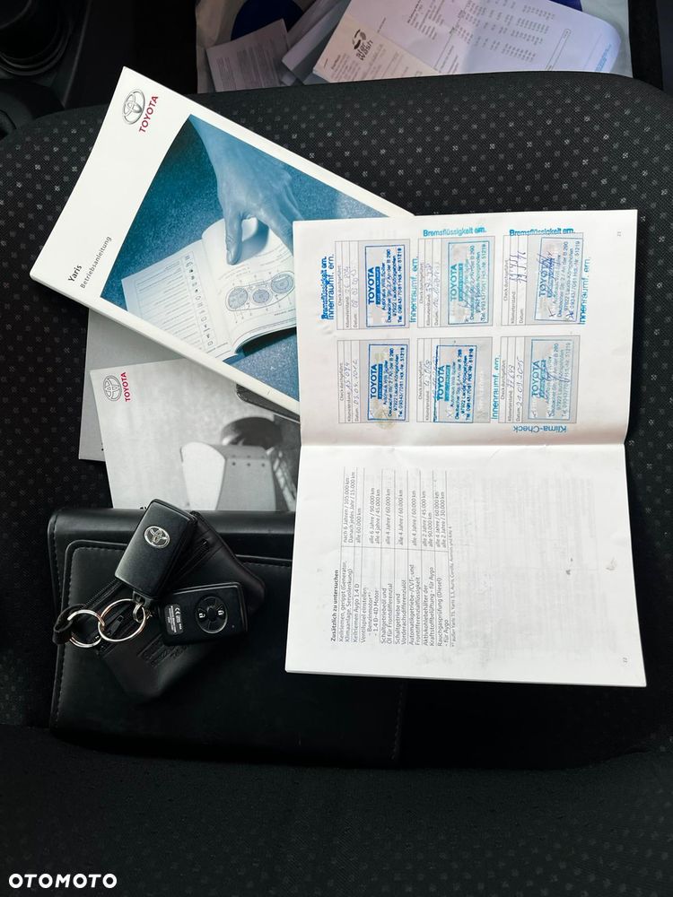 Toyota Yaris 1.33 VVT-i Executive - 10
