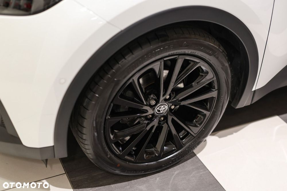 Toyota C-HR - 33