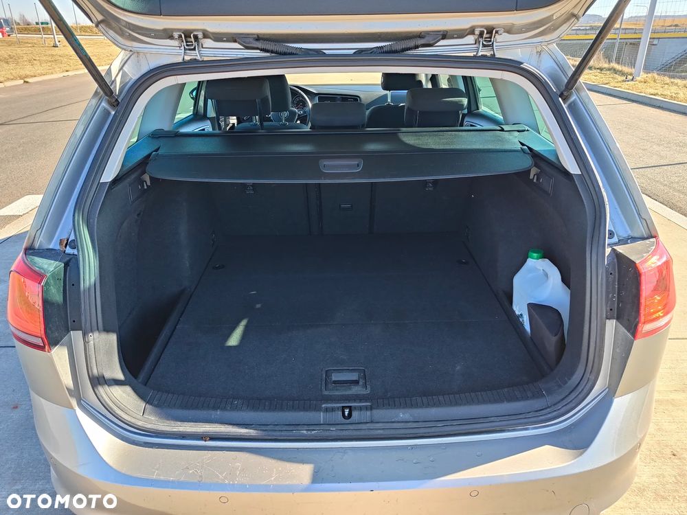 Volkswagen Golf 1.6 TDI Highline - 15