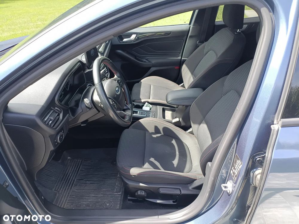Ford Focus 2.0 EcoBlue ST-Line - 17