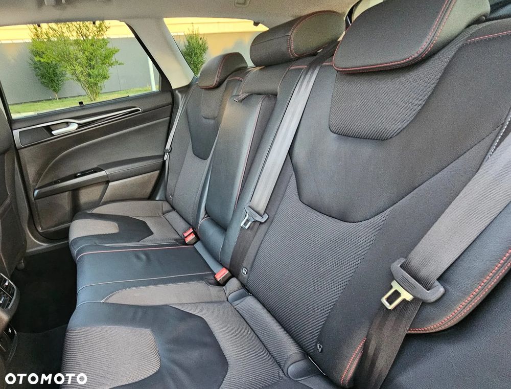 Ford Mondeo 2.0 TDCi ST-Line X PowerShift - 12