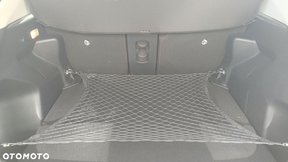 Toyota Yaris Cross - 12