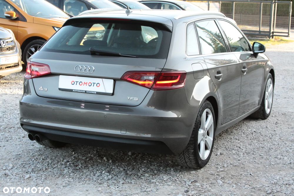 Audi A3 Sportback 1.4 TFSI Ambition - 12
