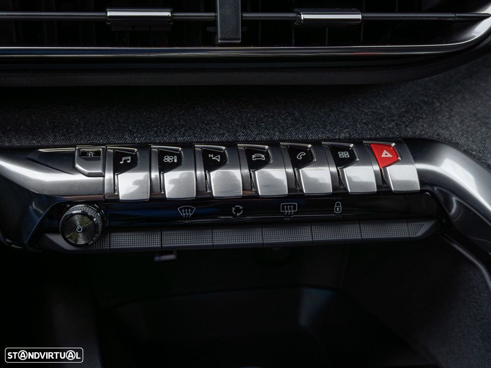 Peugeot 3008 1.5 BlueHDi GT Line EAT8 - 17