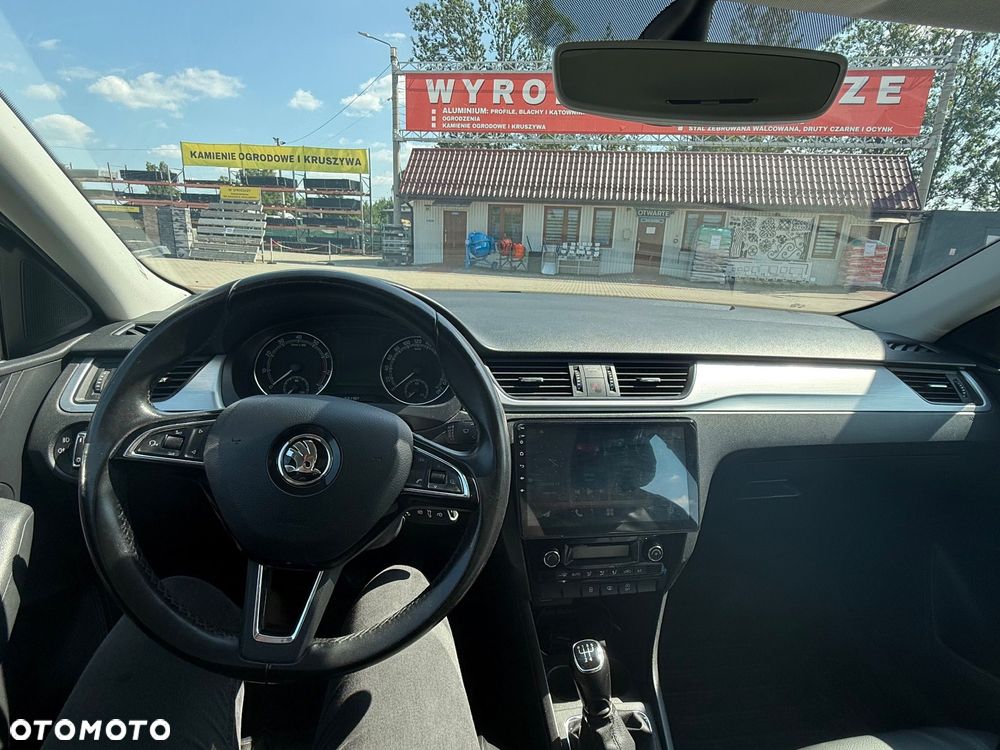 Skoda RAPID Spb 1.0 TSI Ambition - 9