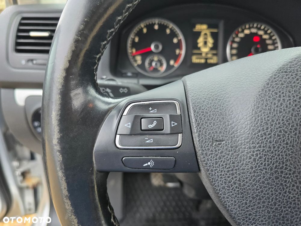 Volkswagen Jetta 1.4 TSI Comfortline - 27