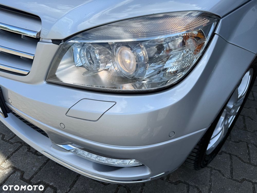 Mercedes-Benz Klasa C 250 CDI DPF Automatik BlueEFFICIENCY Avantgarde - 21