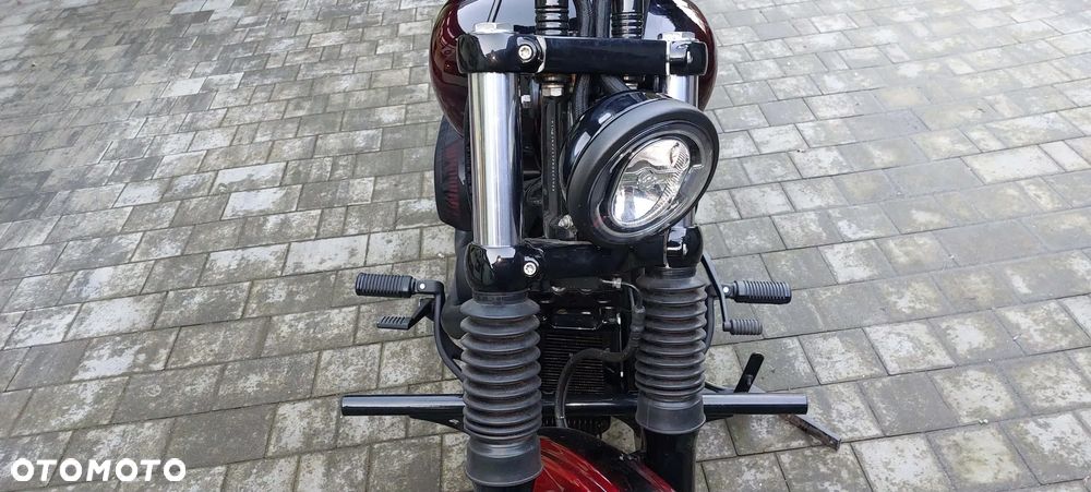 Harley-Davidson Softail Street Bob - 20