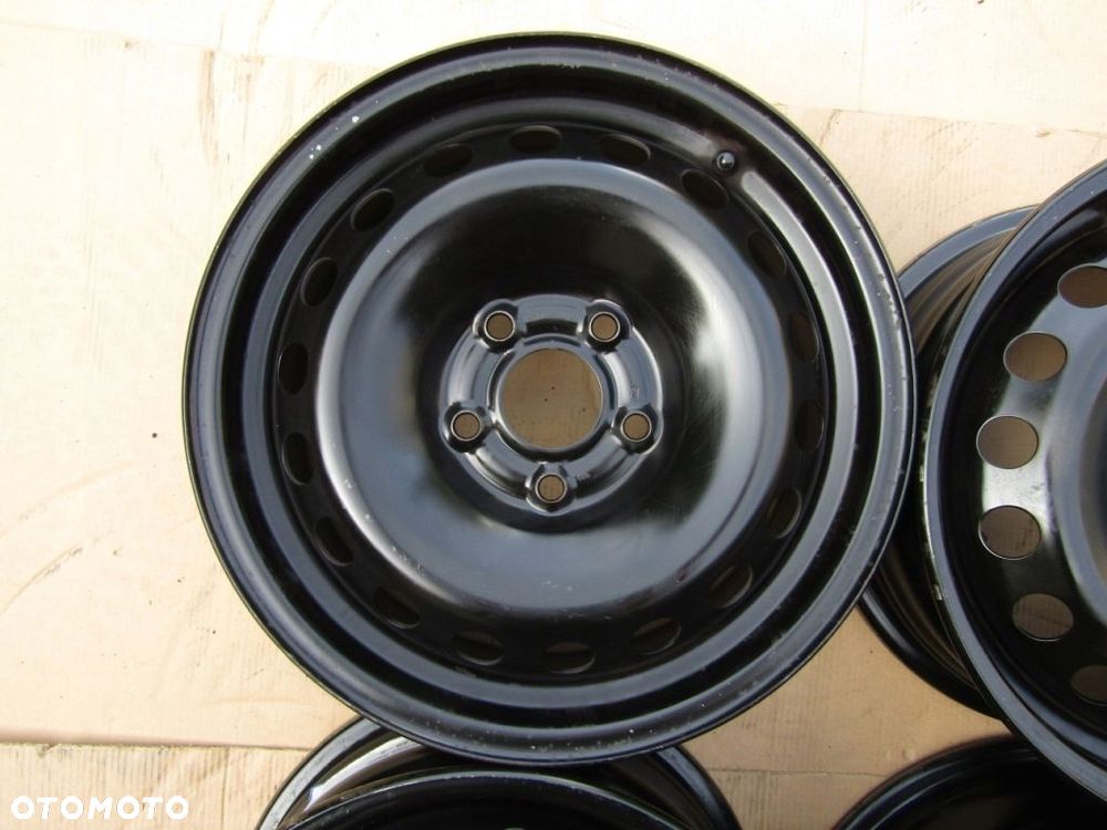 4x Felgi 15 Renault Kangoo II od 2008r- / 6j 5x108 ET44 / Oryginalne - 7