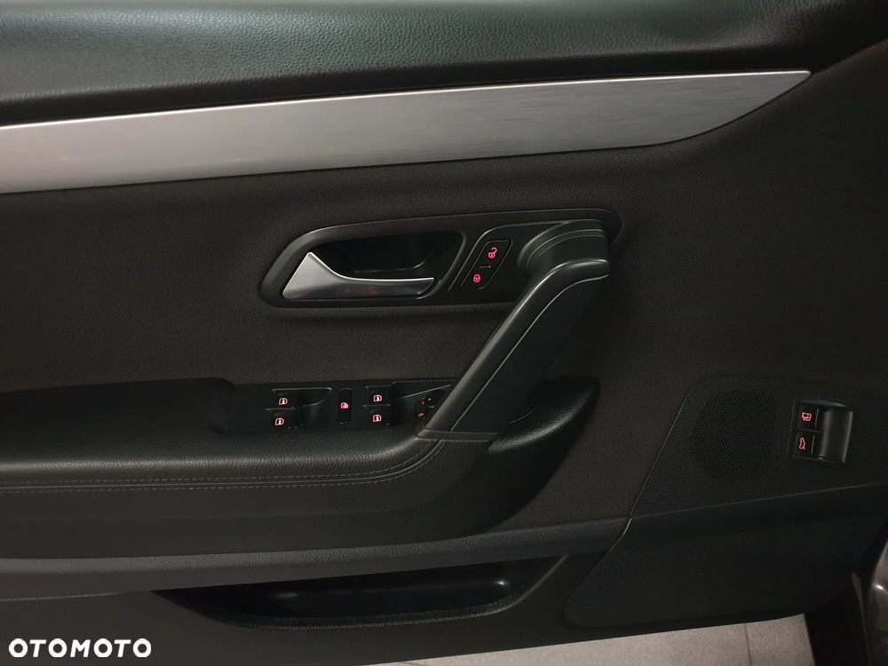 Volkswagen Passat CC - 7