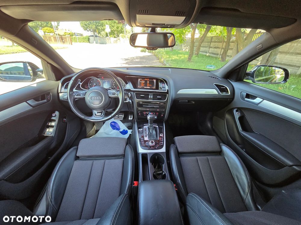 Audi A4 Avant 2.0 TDI DPF clean diesel quattro S tronic S line Sportpaket - 20