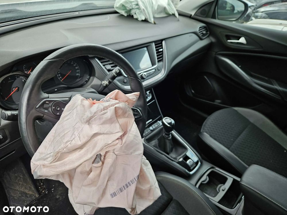 Opel Grandland - 8