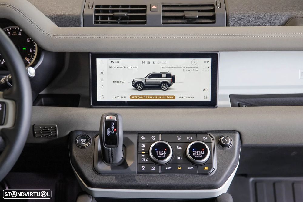 Land Rover Defender 3.0 I6 90 AWD X-Dynamic S - 22