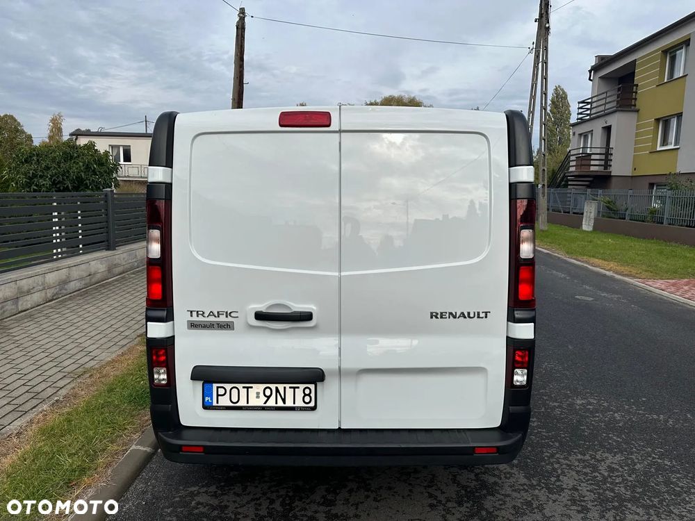 Renault Trafic - 10