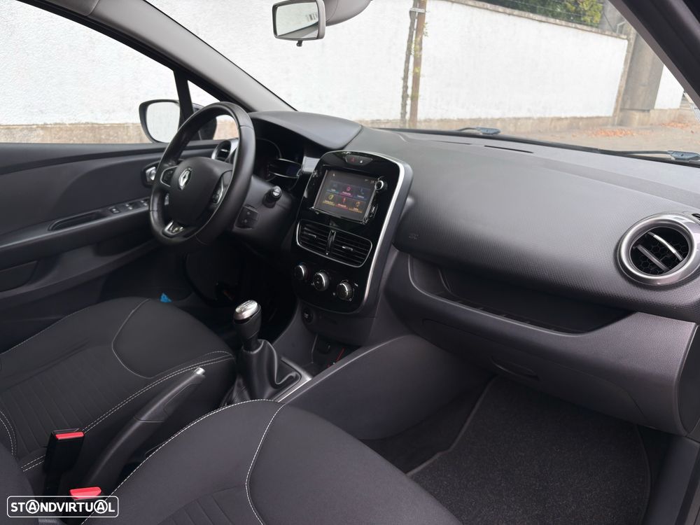 Renault Clio Sport Tourer 1.5 dCi Limited EDition - 11