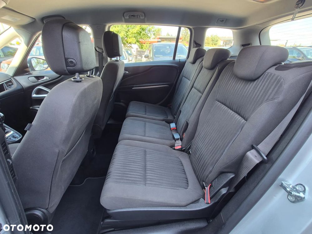 Opel Zafira Tourer 1.4 Turbo Business Innovation - 26