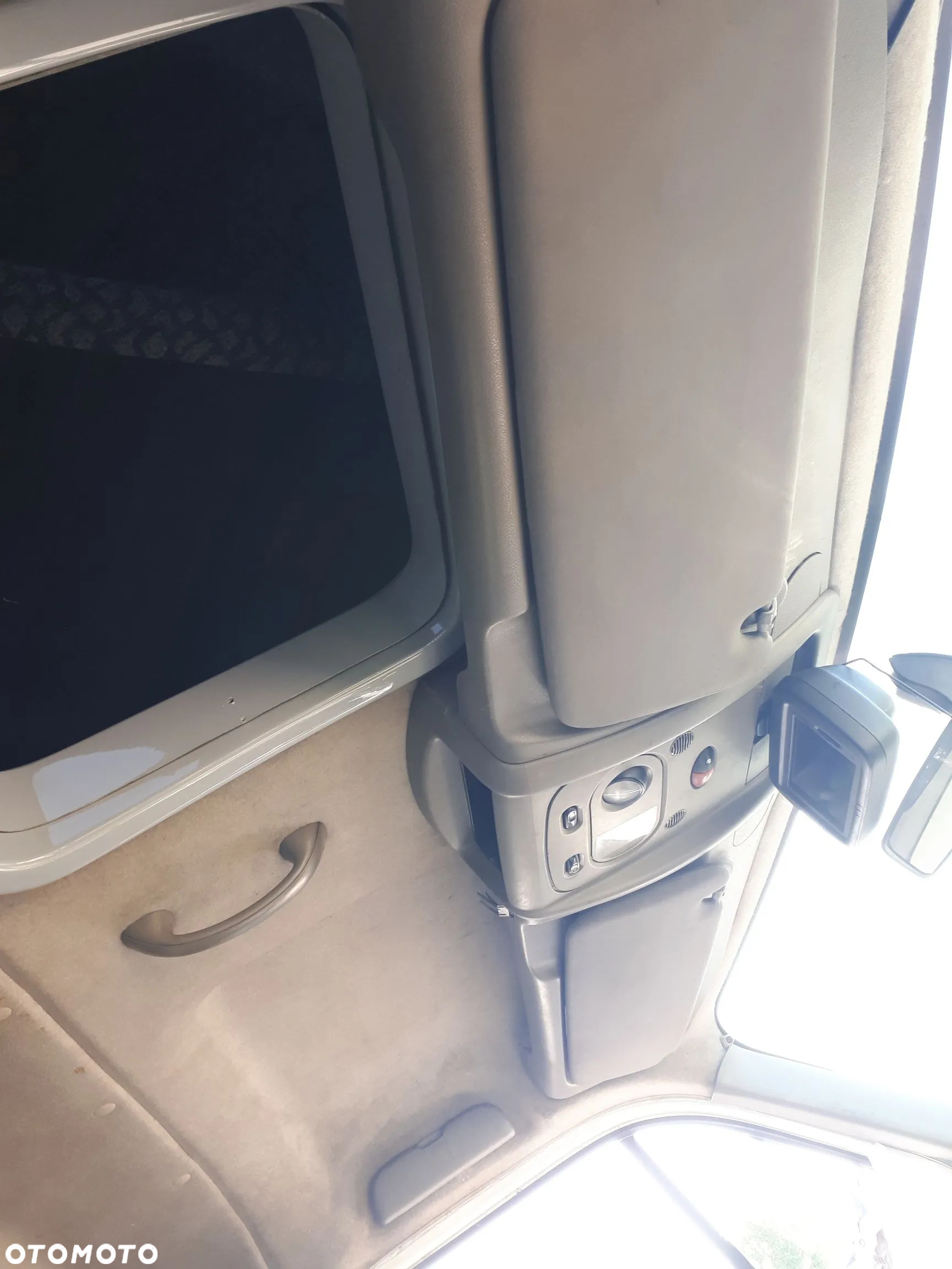 RENAULT MASTER III 10-19 TRAWERSA SANKI BELKA PRZÓD KOMPLETNA WAHACZE - 16