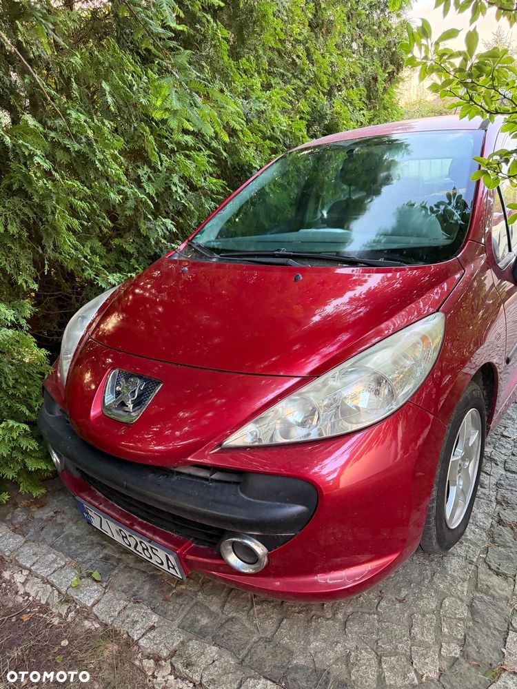 Peugeot 207 1.4 16V Trendy - 25