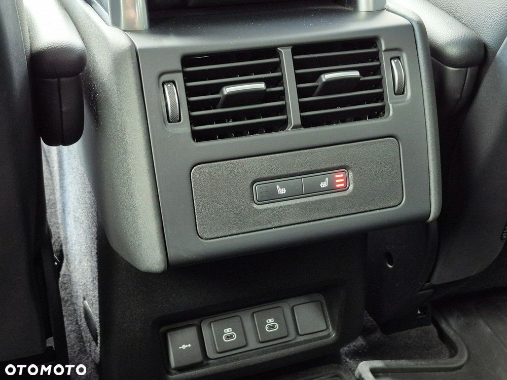 Land Rover Discovery 3.0 D250 mHEV Dynamic SE - 27