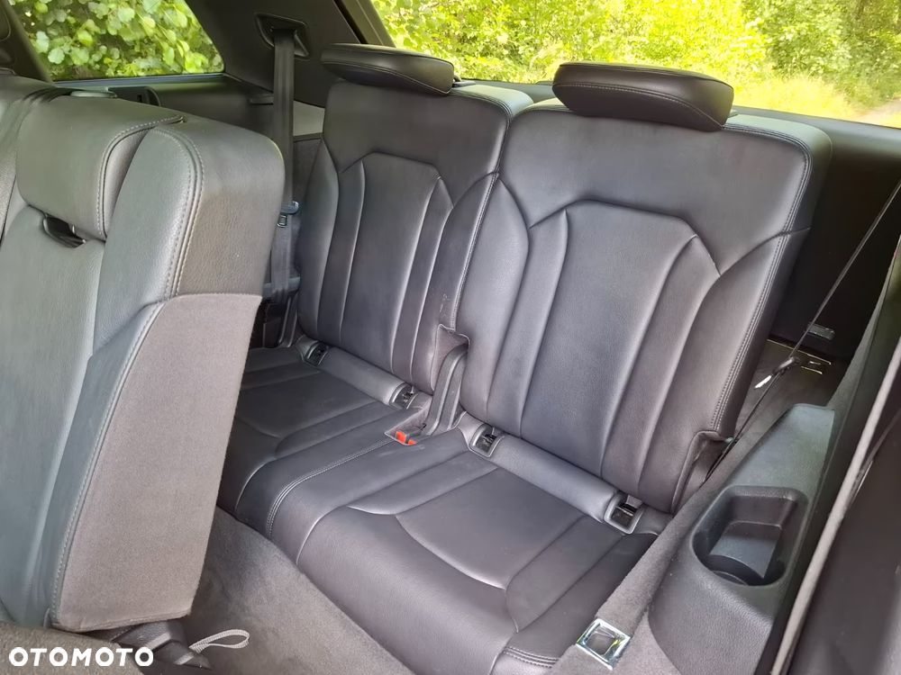 Audi Q7 - 11