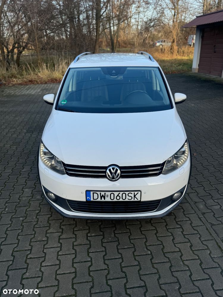 Volkswagen Touran - 4