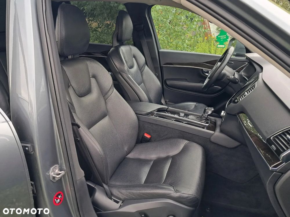 Volvo XC 90 T6 AWD Momentum 7os - 18