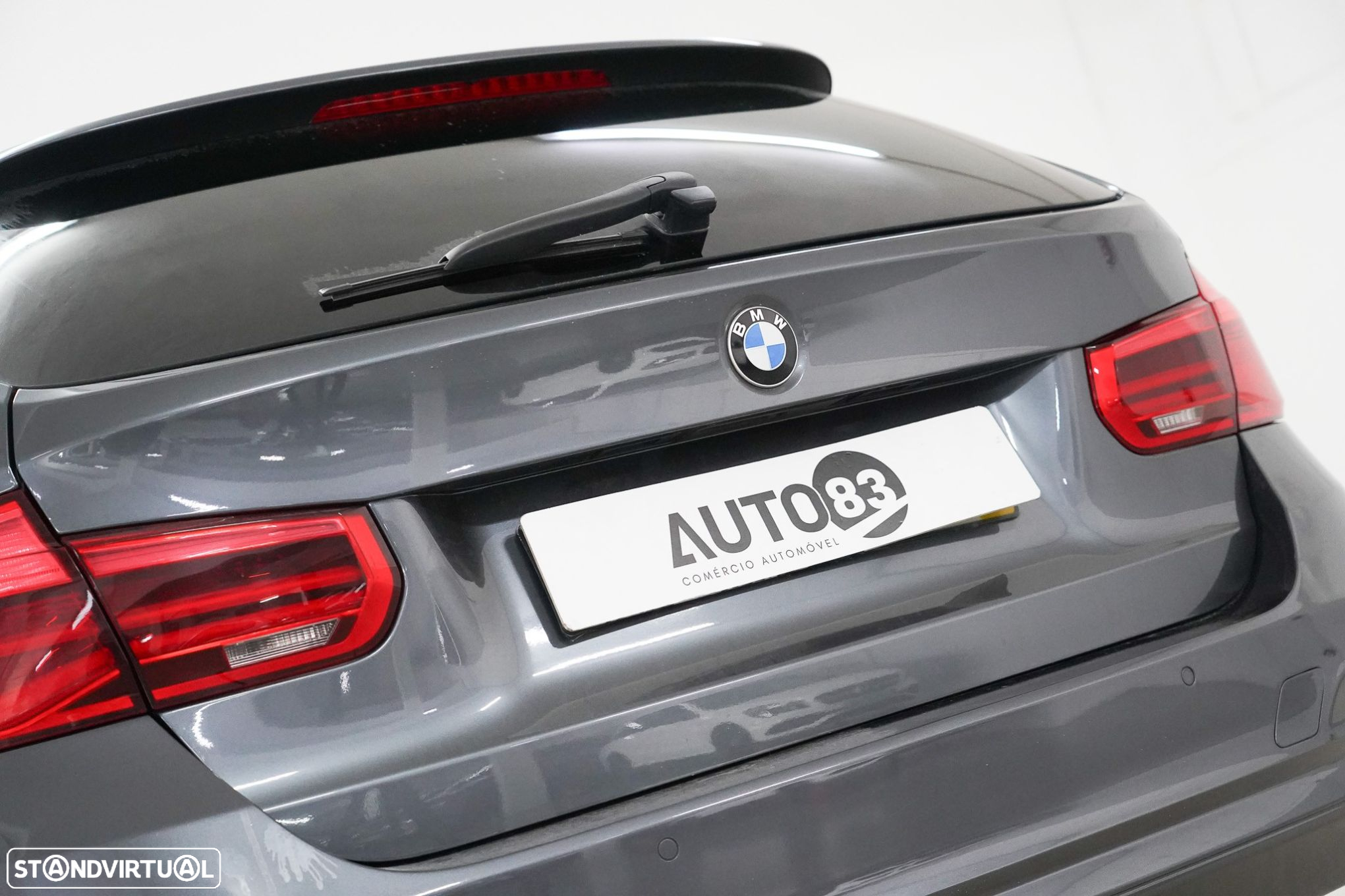 BMW 318 d Touring - 21