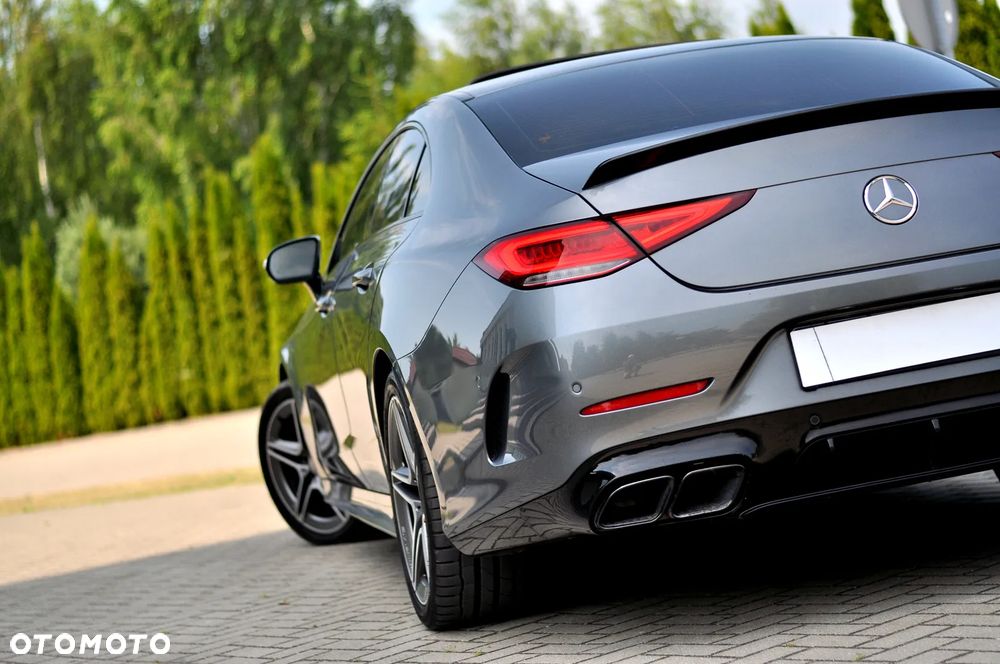 Mercedes-Benz CLS 300 d 4Matic 9G-TRONIC AMG Line - 13